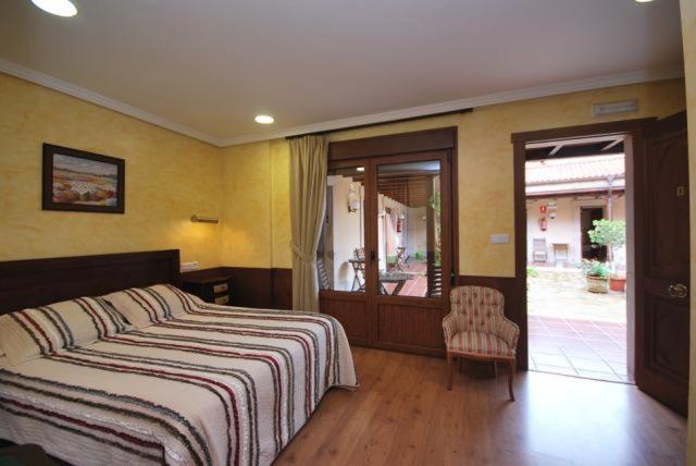 Hotel Arenas De Cabrales- Apartamentos Exterior foto